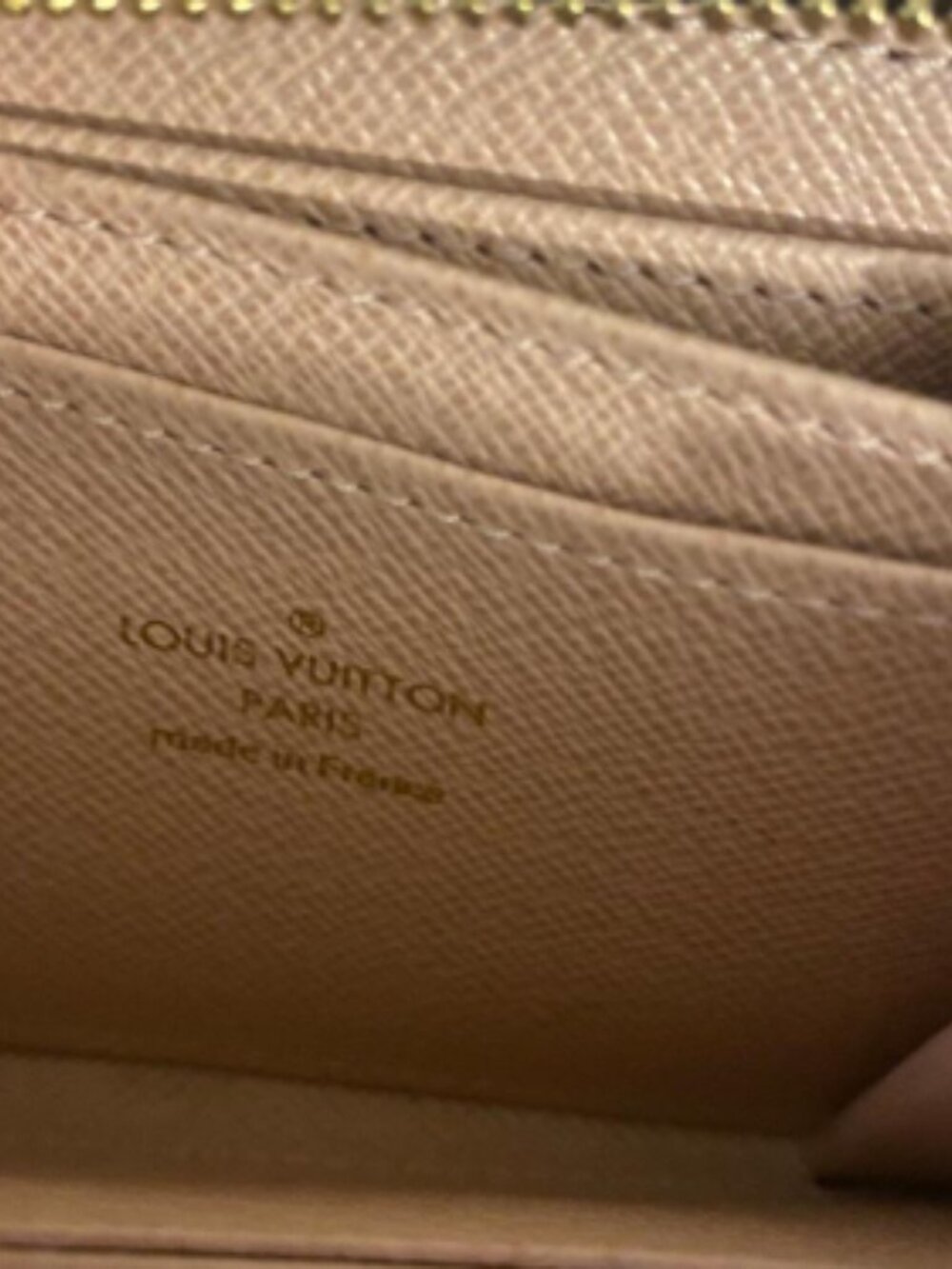 Louis Vuitton Zippy Coin Purse, NWT - Picture 3 of 3